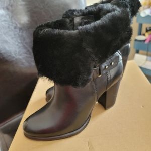 UGG Australia Black Jayne Bootie size 7.5
